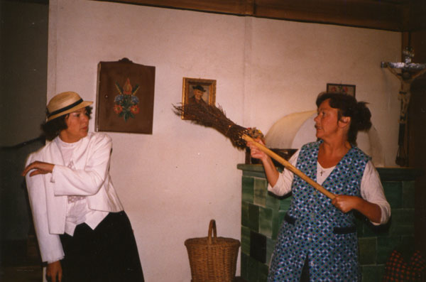 Theater_2011.08.31_1259_BauerAdria_02.jpg
