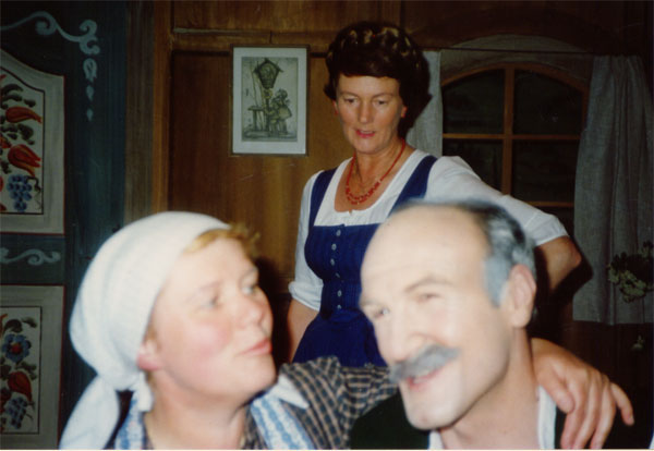 Theater_2011.08.31_2338_WennLiabNitWar_07.jpg