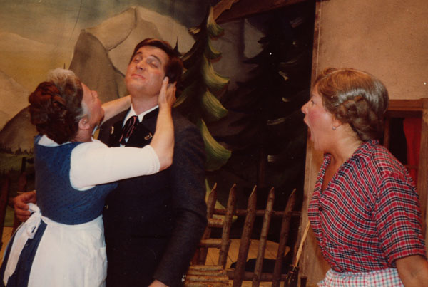 Theater_2011.09.01_1441_FalscheBraut_05.jpg