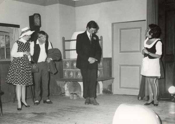 Theater_2011.09.18_1048_Saisongockel_10.jpg