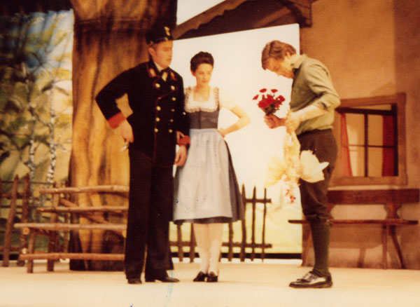 Theater_2011.09.18_1159_Veronika_1980_79.jpg