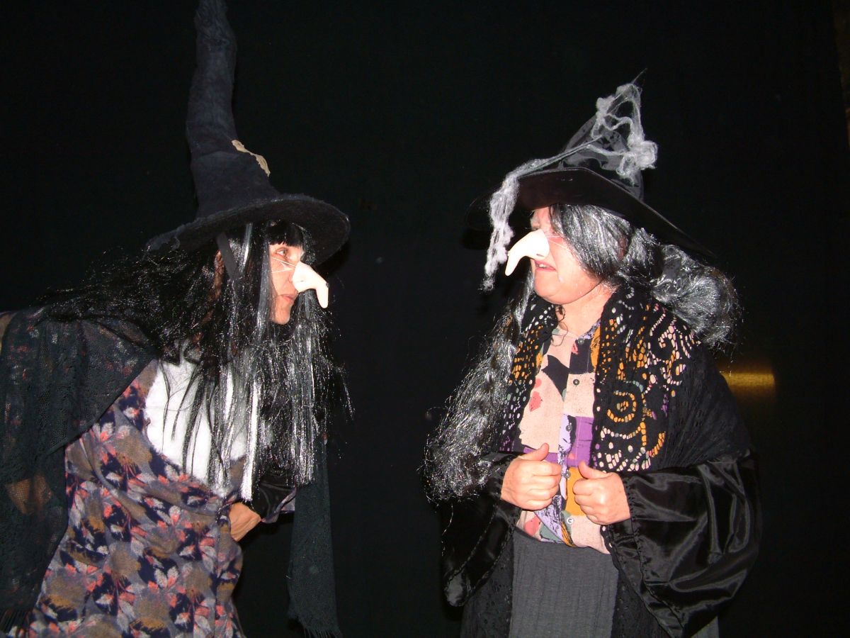 Theater_2018.12.04_1459_2004_Hexenbrei_008.jpg